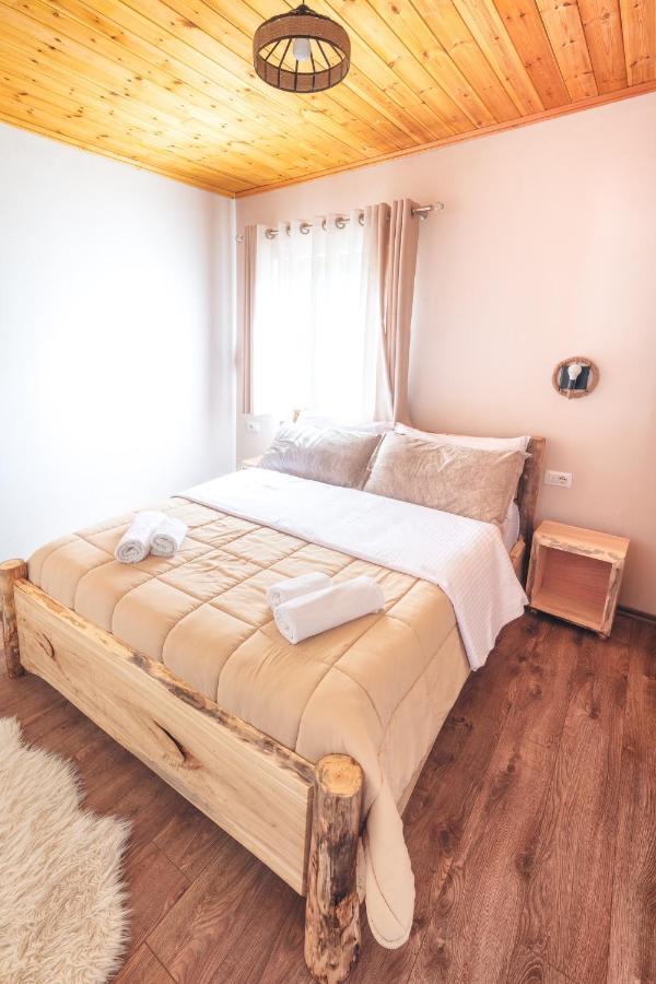 טת 'Gurra Family' Guesthouse מראה חיצוני תמונה