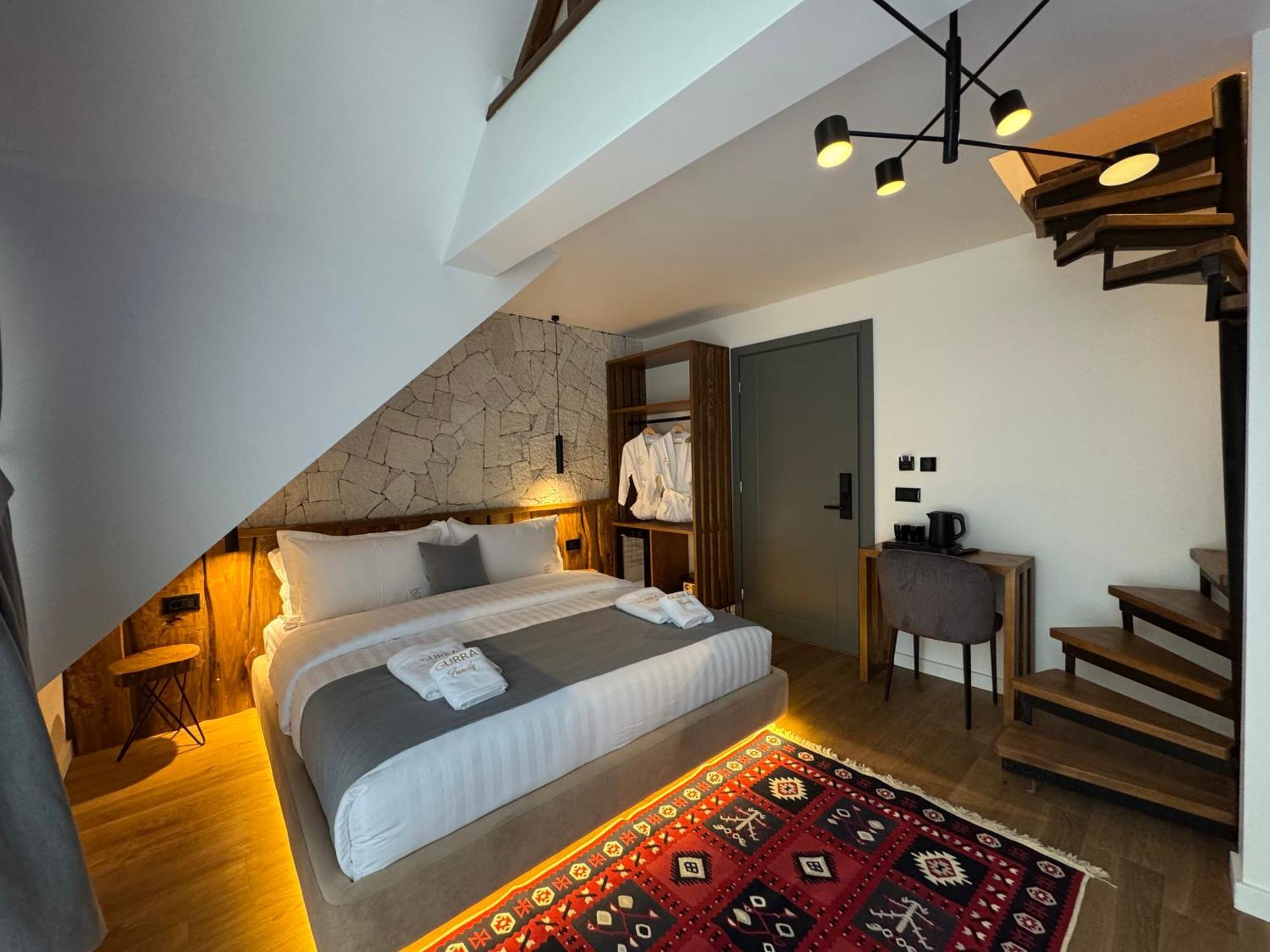 טת 'Gurra Family' Guesthouse מראה חיצוני תמונה