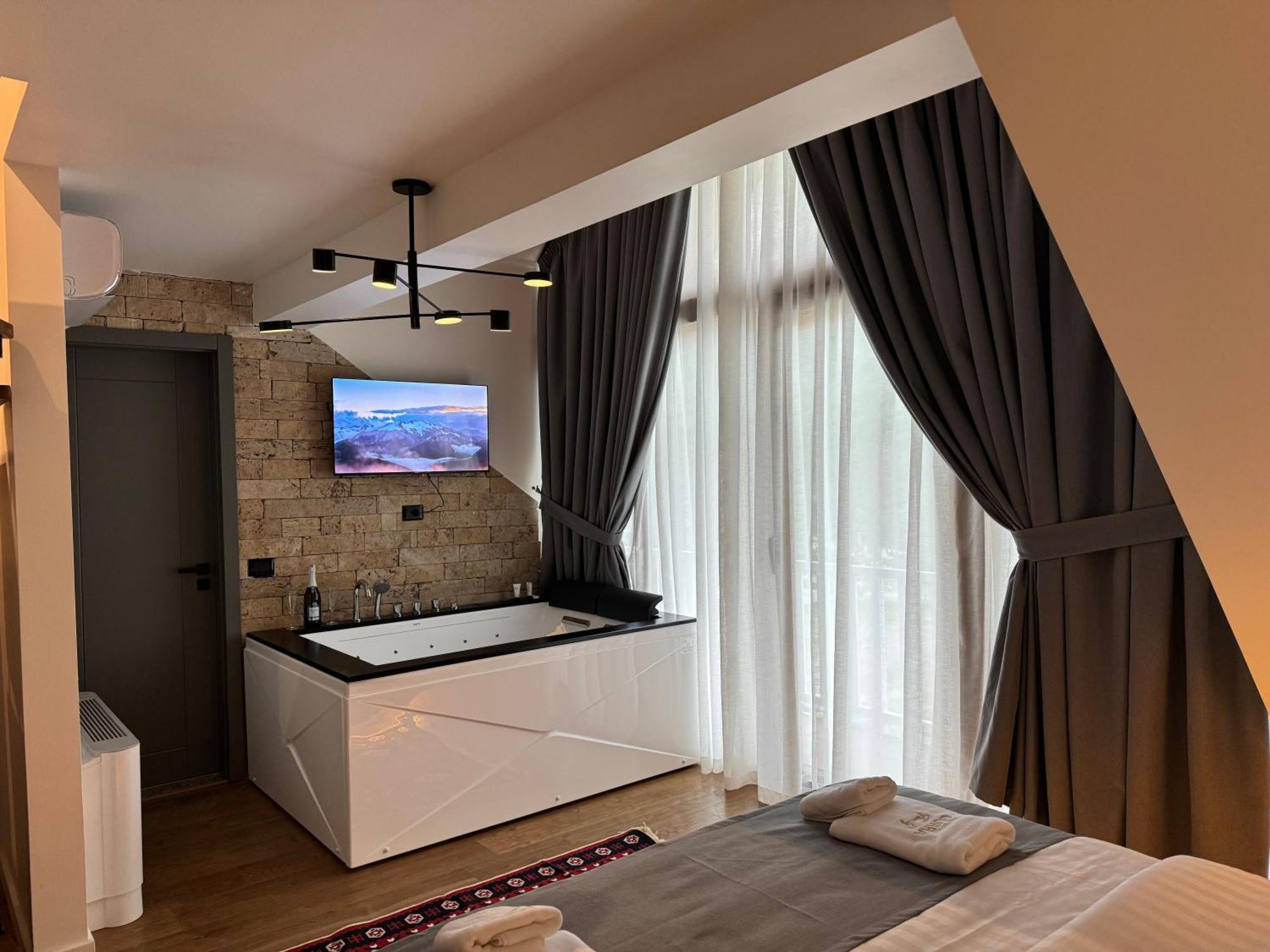 טת 'Gurra Family' Guesthouse מראה חיצוני תמונה