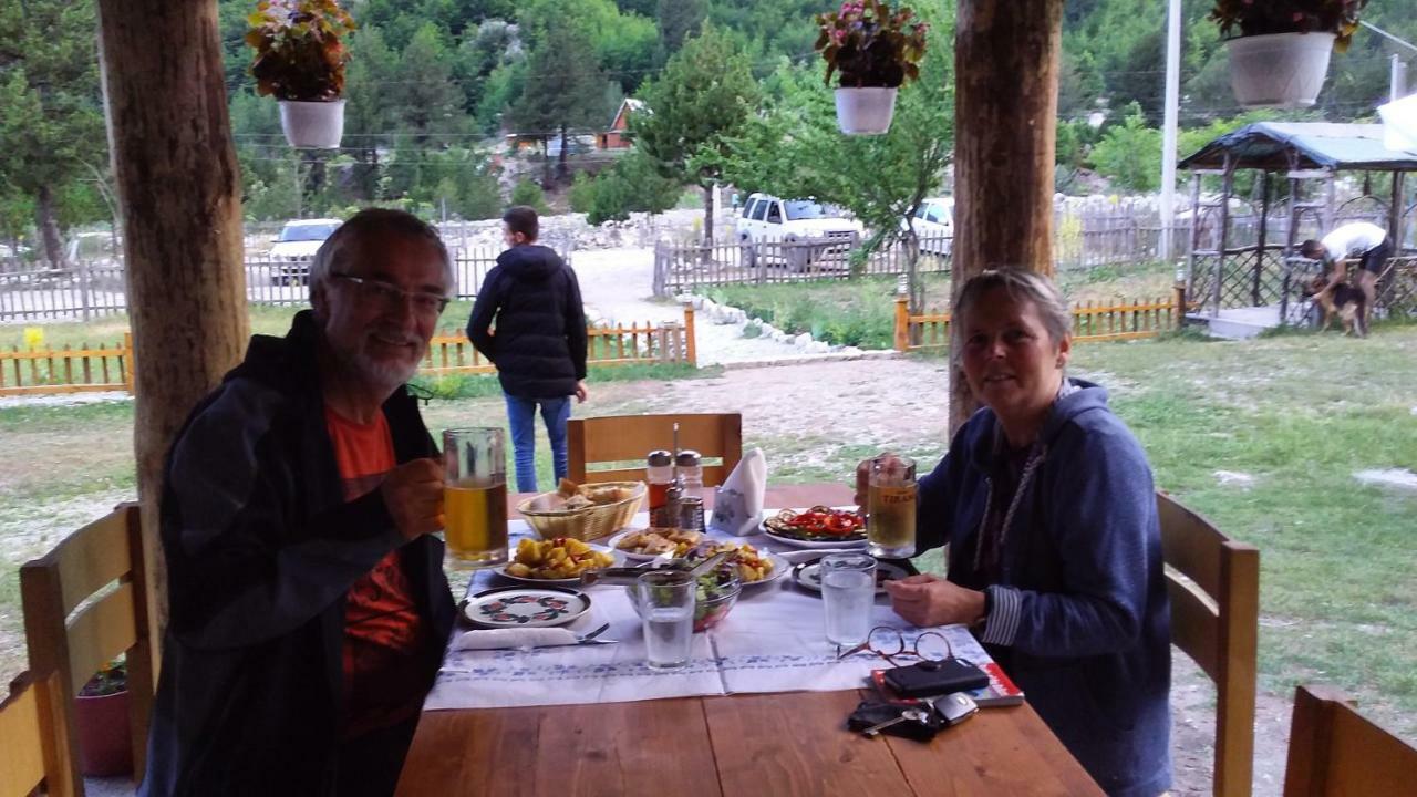 טת 'Gurra Family' Guesthouse מראה חיצוני תמונה